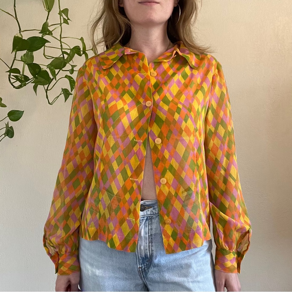 Vintage Diamond Pattern Sheer Button Up